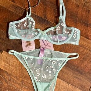 Fenty Beauty Mint Green Sheer Floral Daisy Underwire Bra 34 B & Thong Medium
